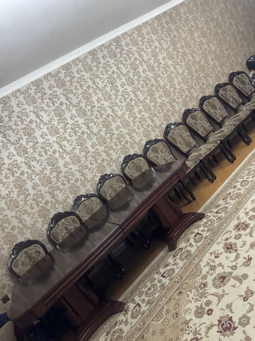 Продам стол со стульями