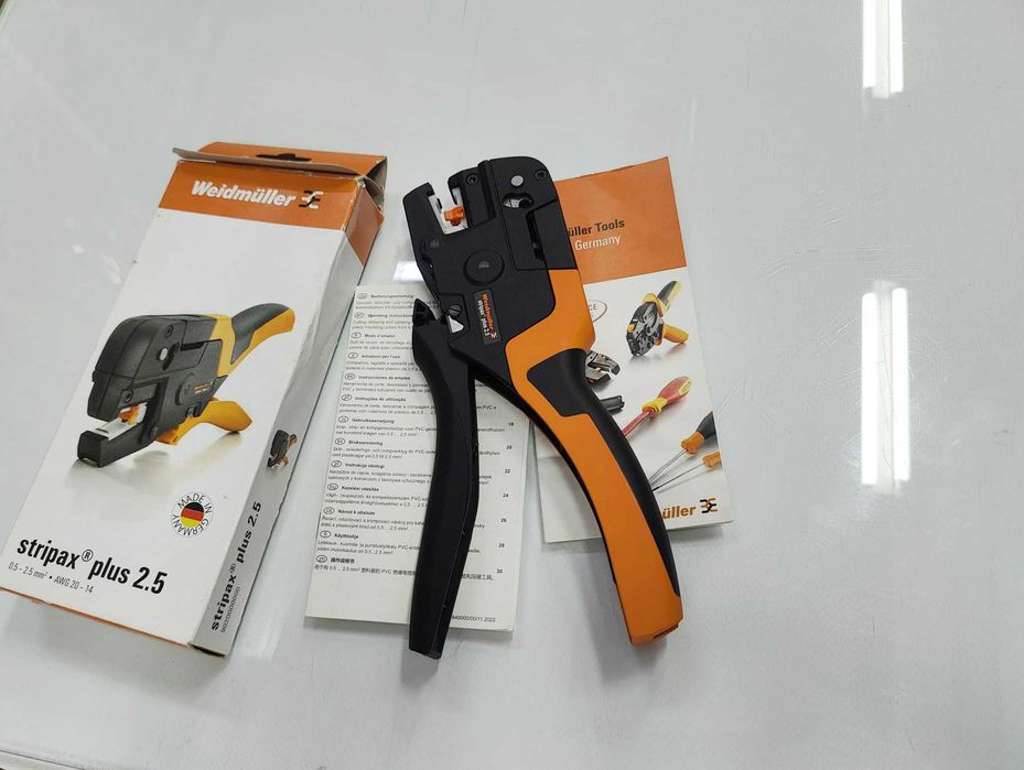 Cleste dezizolator si sertizor 2 in 1 Weidmuller Stripax Plus 2.5