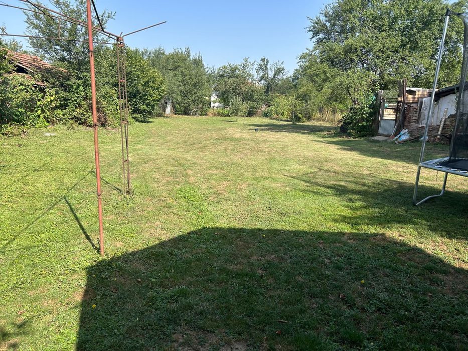 Продавам къща в с.Трудовец, София обл.