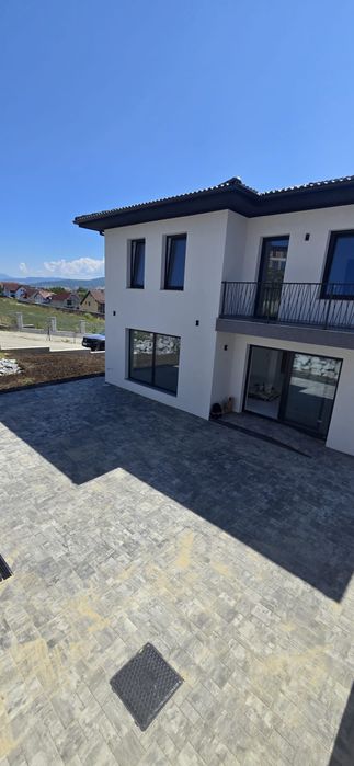 Casa exclusivista strada Constantin Brancoveanu proiect unicat langa Logos