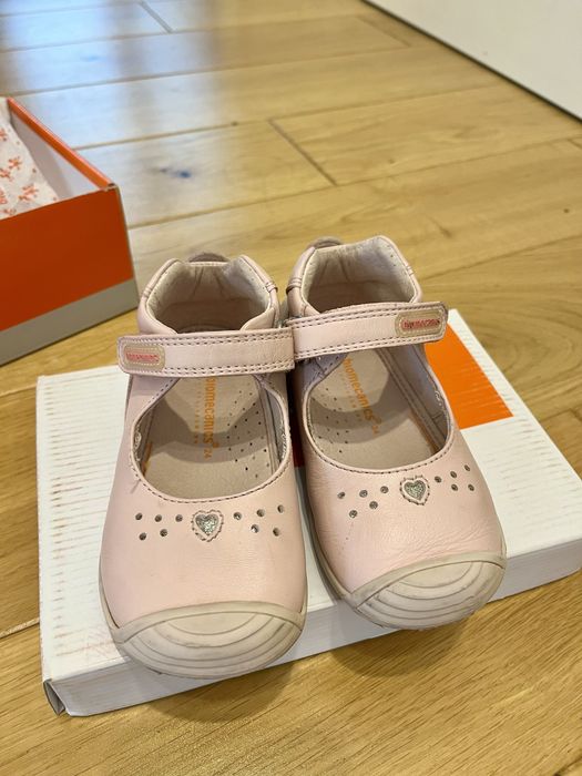 Сандали для девочки