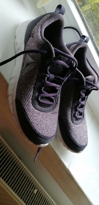 Adidasi Reebok damă