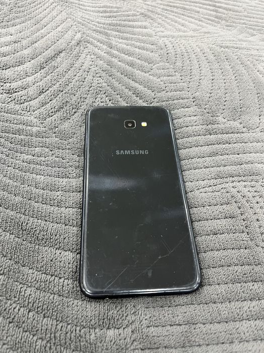 Samsung galaxy j4+