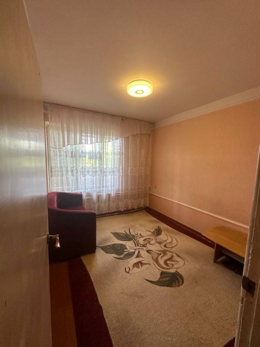 Юнусабад 4 Квартал Продается квартира 4/4/4 балкон 2х6 Кирпичный Дом