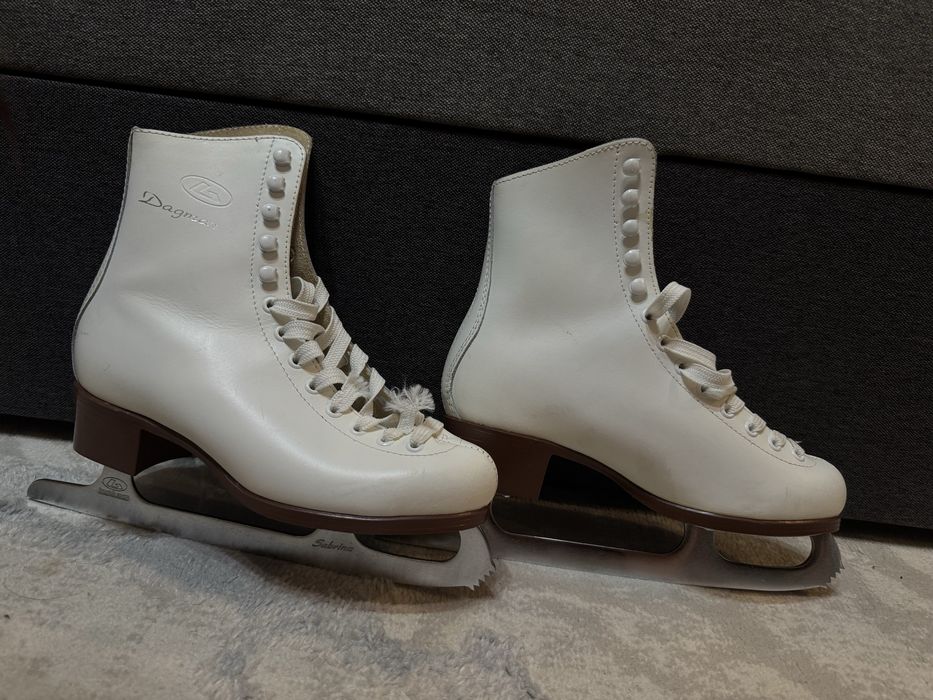 Коньки фигурные Dagmar новые 38 размер