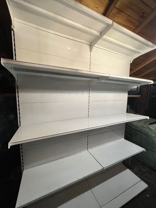 Стелаж витринный