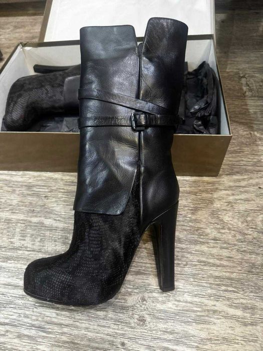 Сапоги осенние , женские