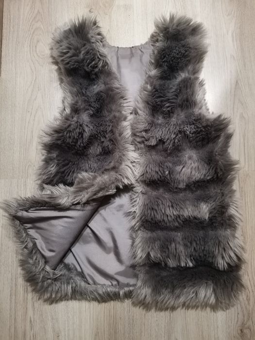 Дамски елек с косъм