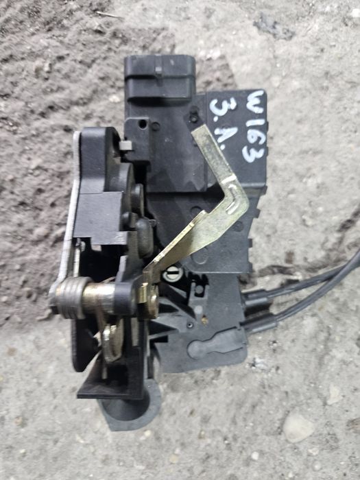 Задна лява брава за Мерцедес Ml w163