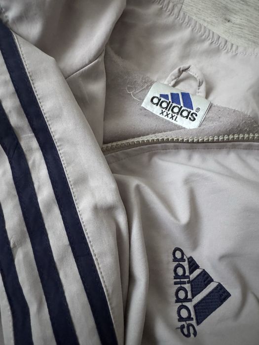 Оригинальная ветровка adidas