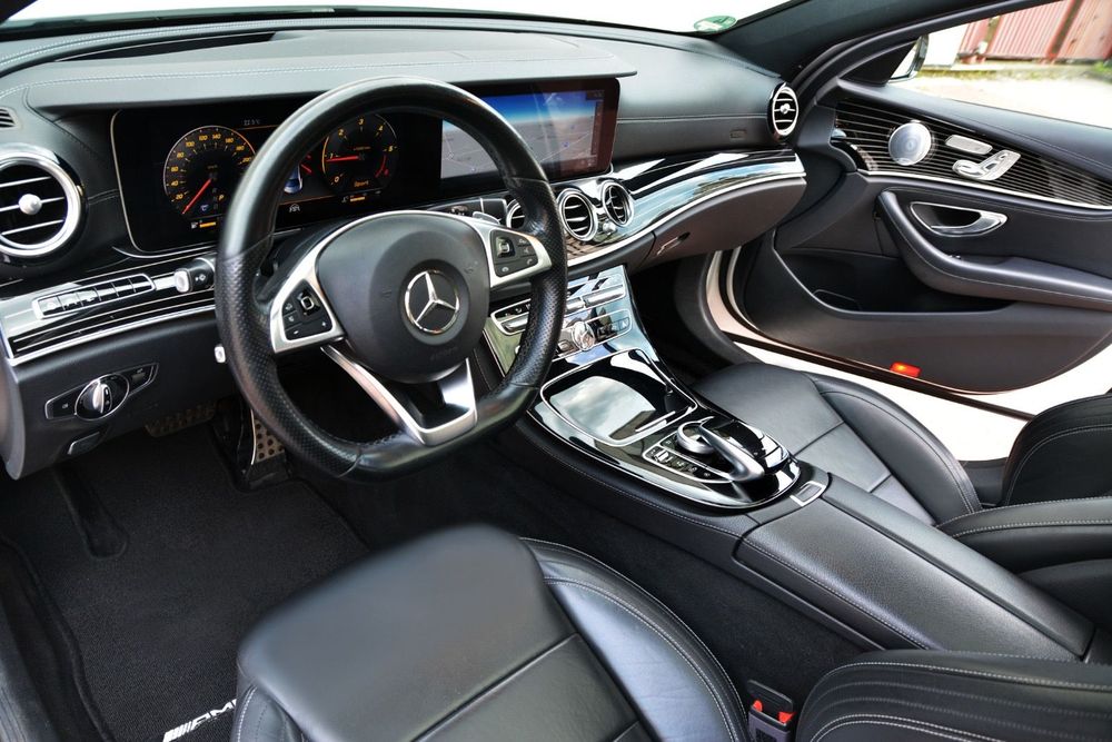Mercedes-Benz E AMG Line / Panorama / Distronic / Head-up / Km reali ‼️/ MultiBeam