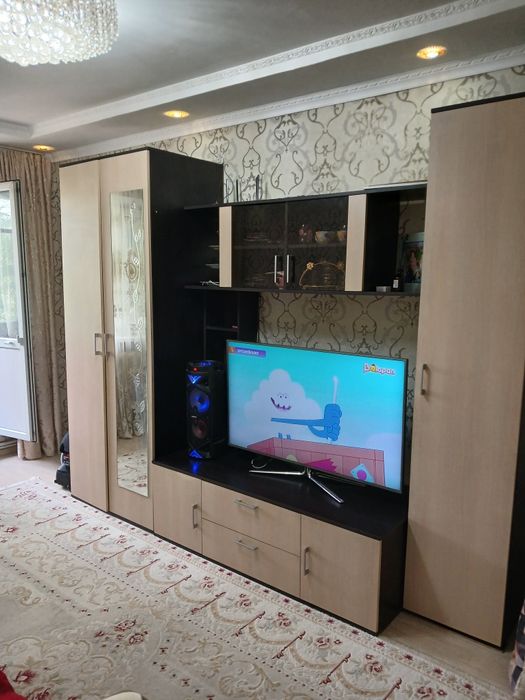 Продаю стенку производство Россия