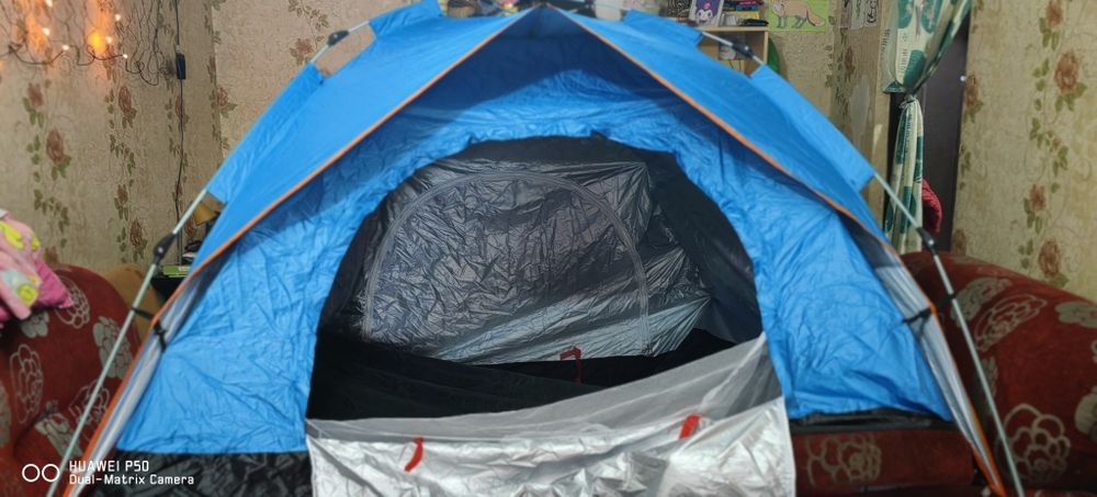 Продам палатку  очень хорошая