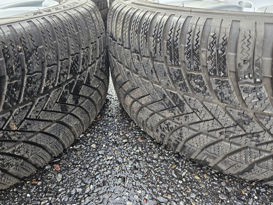 Jante originale VW r18 cu cauciucuri de iarna