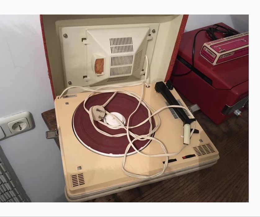 Vand pick-up vintage marca Diamond (Vendomatic)