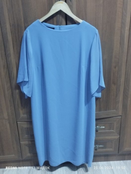 Женские платья, вечерние платья.