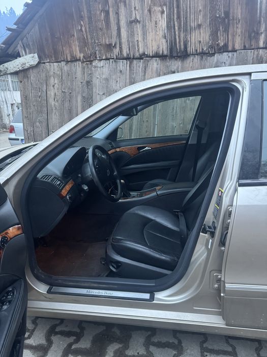 Vand masina mercedes