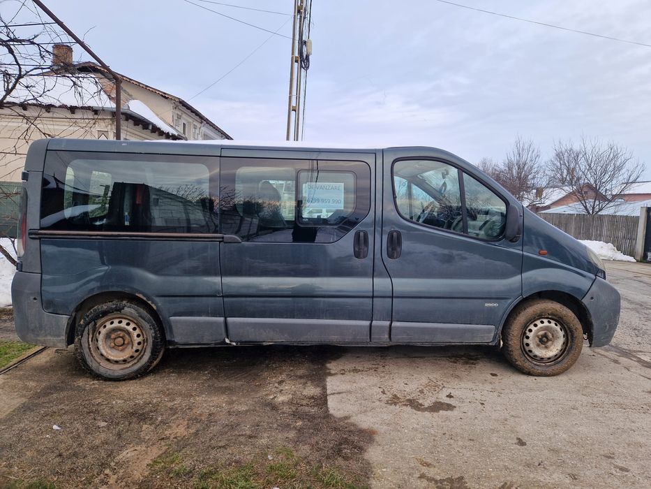Vand Opel Vivaro 8+1, L2 H1, 1.9DTI 74kw  2003