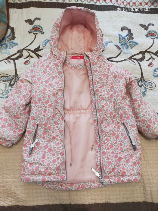 Продам осеннюю куртку