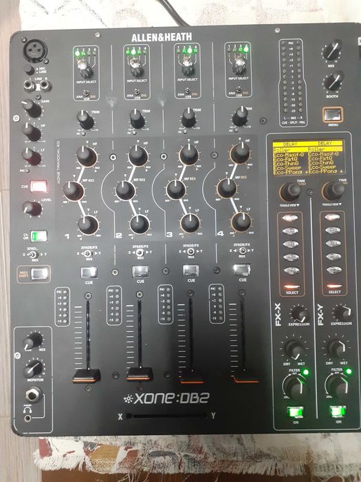 mixer DJ Allen & Heath Xone DB2