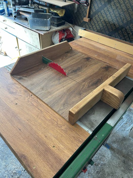 Настолен циркуляр