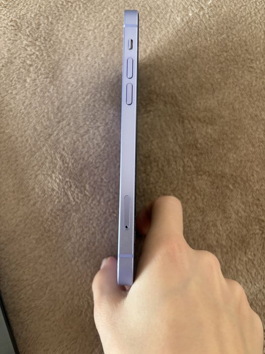 iPhone 12 отлично състояние