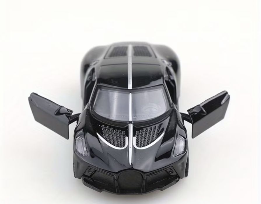 Игрушечные машинки, Mercedes JL и Bugatti