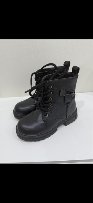 Осень ботинка теплая 31-32 размер