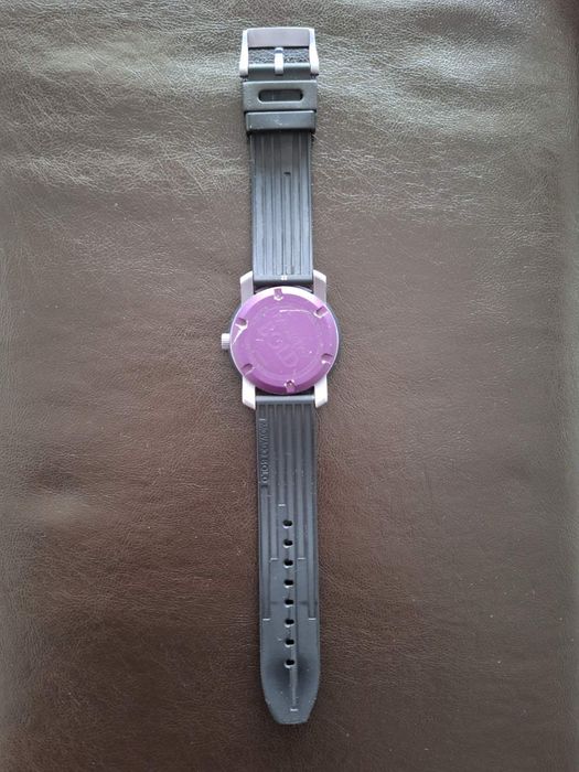 Оригинален часовник Movado BOLD