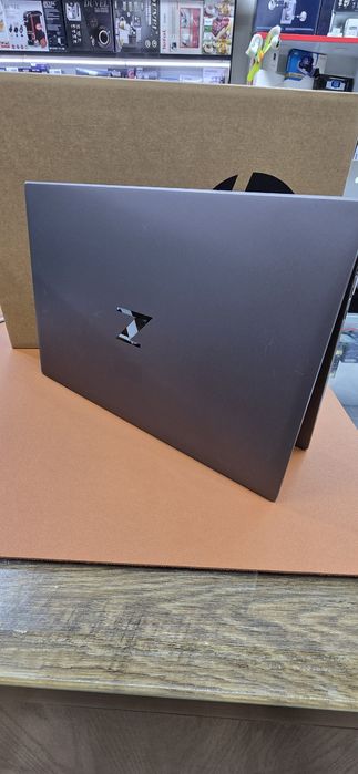 HP ZBook Firefly 14 G7