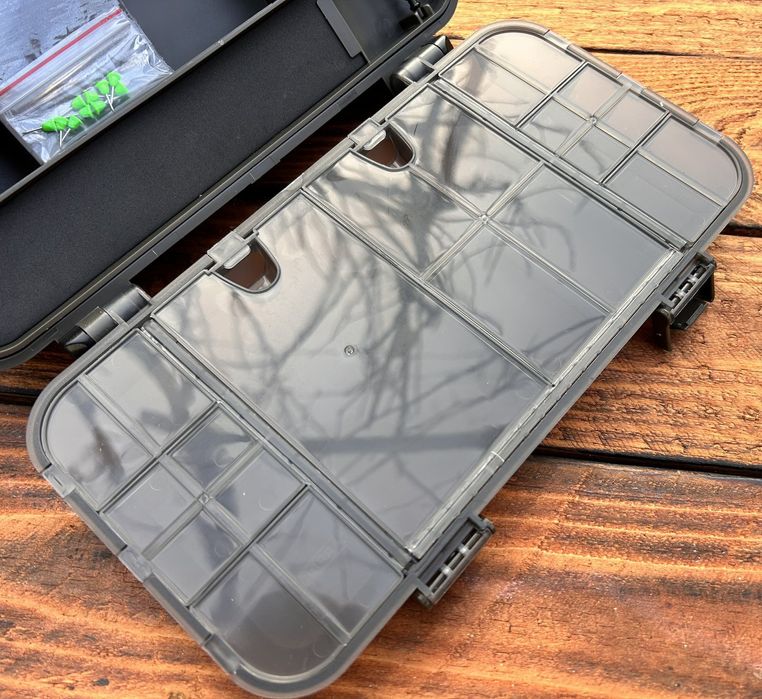 Кутия за аксесоари+ класьор