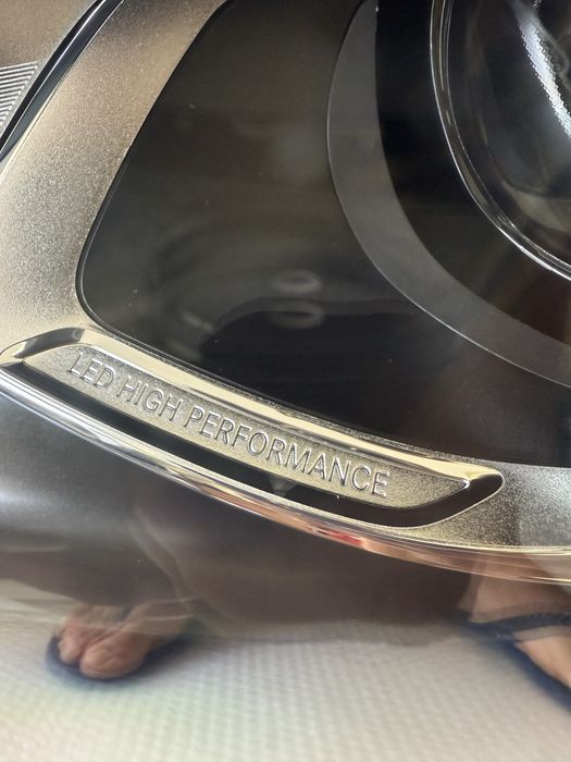 Фар ляв Mercedes W253 GLC Мерцедес ГЛЦ перфектен