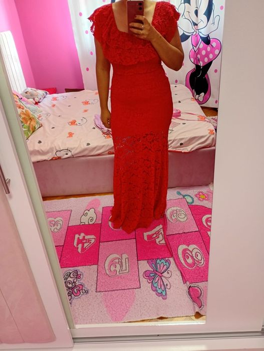 Rochie elegantă .
