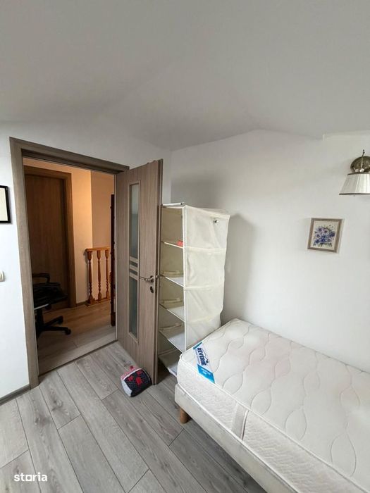 De închiriat – Apartament 3 camere
