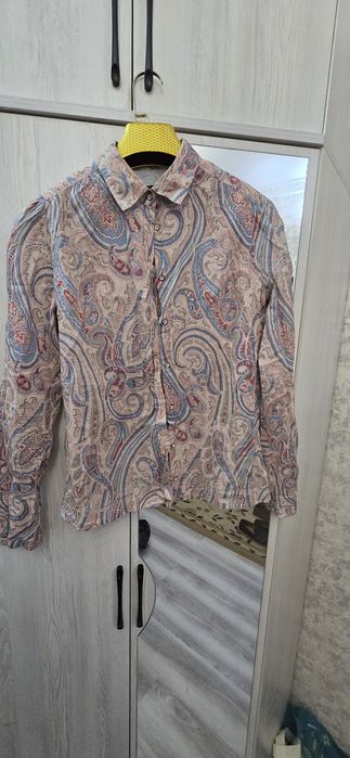 Разбераю гардероб все хорошие и брендовые чистые