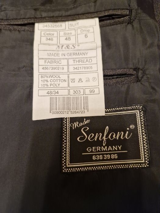 Costum barbatesc M&S (Marks & Spencer) din gama Senfoni 3 piese