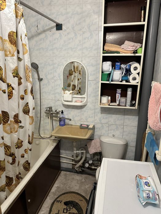 Продам 1 кв Жас Оркен стадион Динамо