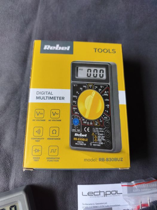 Multimetru Digital Compact NOU