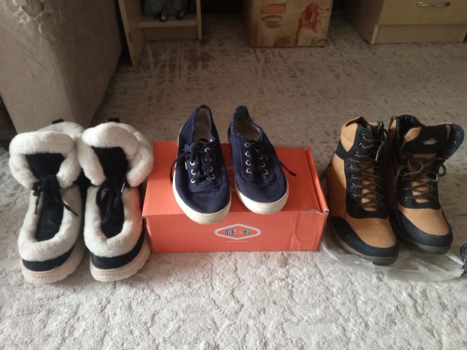 Продаётся обувь 36-38 размеры