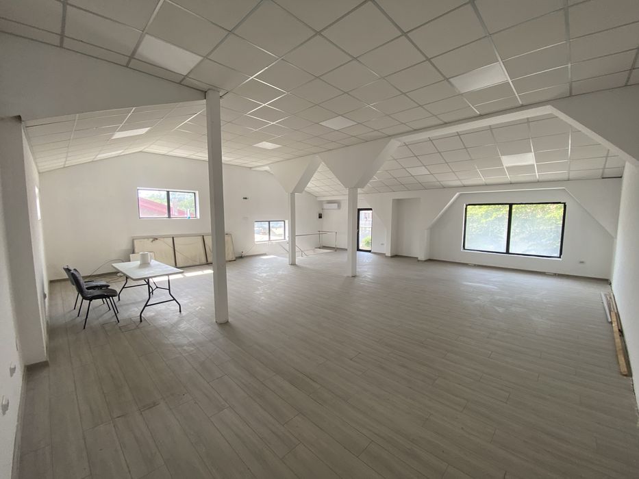 Spatiu comercial central Raducaneni