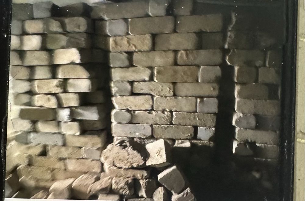 Продам кирпичи . Бу . 15000 за все .