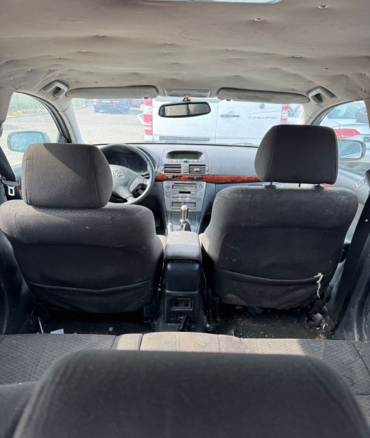 Armatura / Intaritura bara spate Toyota Avensis a 2-a generatie T25