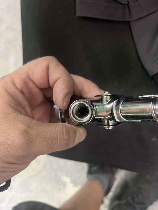 Iwata ws 1.4mm hd serie 2 бояджийски пистолет