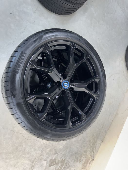 Jante Bmw X5 X6 R21 G05 G06 M741 Negru Originale Pirelli 2023