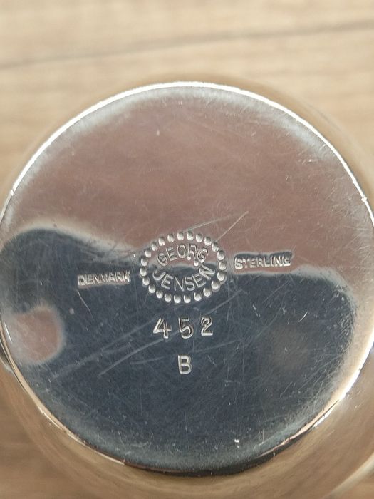 Продавам антикварна Данска сребърна чаша GEORG JENSEN 1923 г.