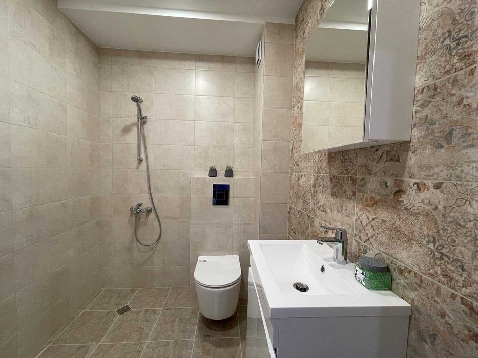 Дава се под наем Тристаен апартамент в София, Кръстова вада - 95 кв.м за 765 € - Снимка #3