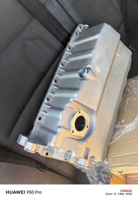 чисто нов картер audi a3 8p 2.0 tdi 140 BKD