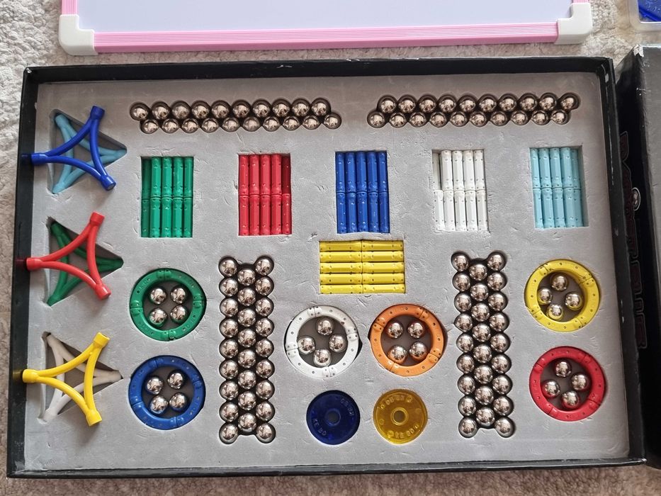 Joc constructie cu magneti, Bile magnetice 356 piese