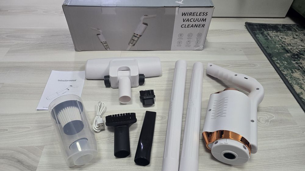 Aspirator pentru întreținere zilnica sau pentru masina