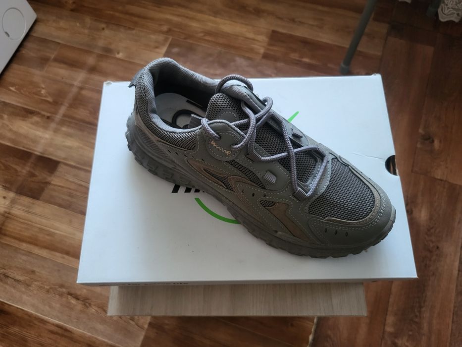 Кроссовки мужск. 42 р-р.